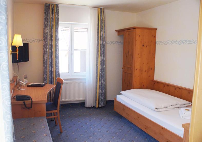 Hotel Landgasthof Hofmeier 헤첸하우젠 외부 사진