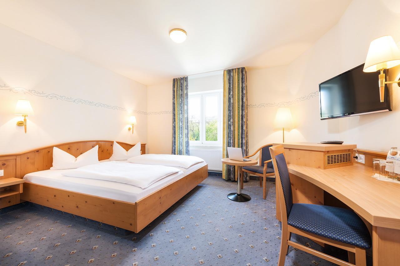 Hotel Landgasthof Hofmeier 헤첸하우젠 외부 사진