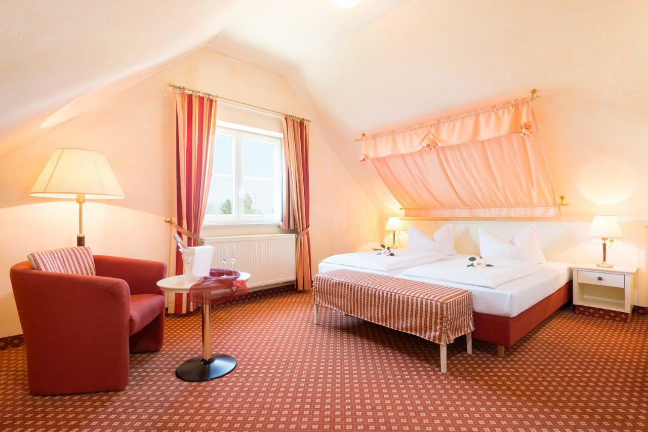 Hotel Landgasthof Hofmeier 헤첸하우젠 외부 사진